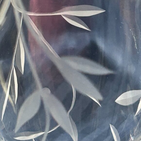 Lenox White Glass Art 9" Vase with Intricate Geometric Cuts and Sparkling Facets - Picture 10 of 11